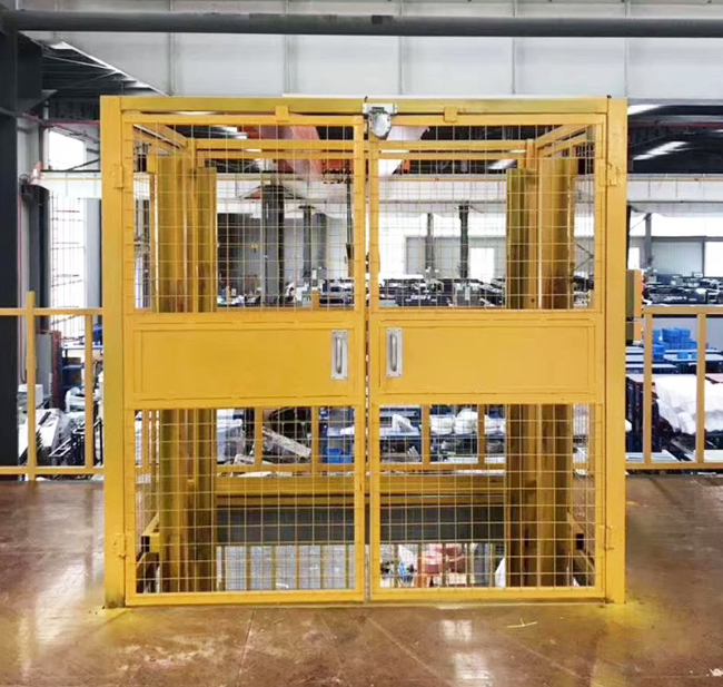 上栗智能导轨式升降机亮相