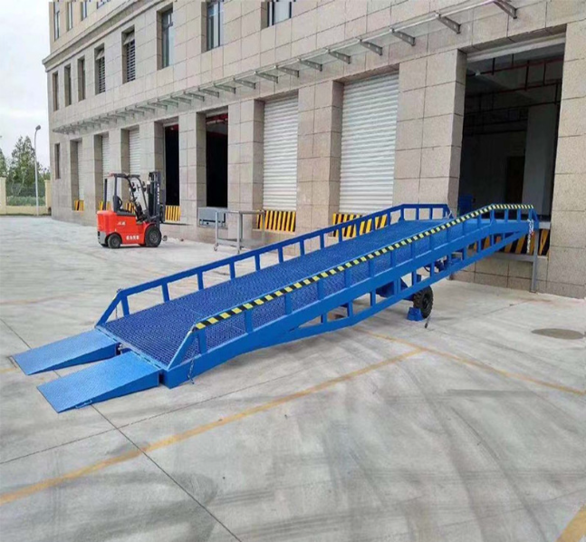 上栗移动式登车桥装卸